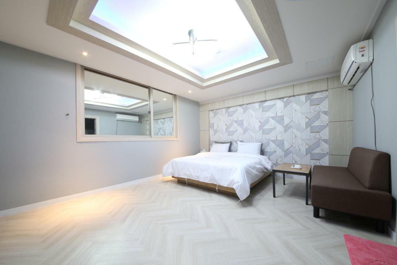 Eco Hotel Mokpo Eksteriør billede