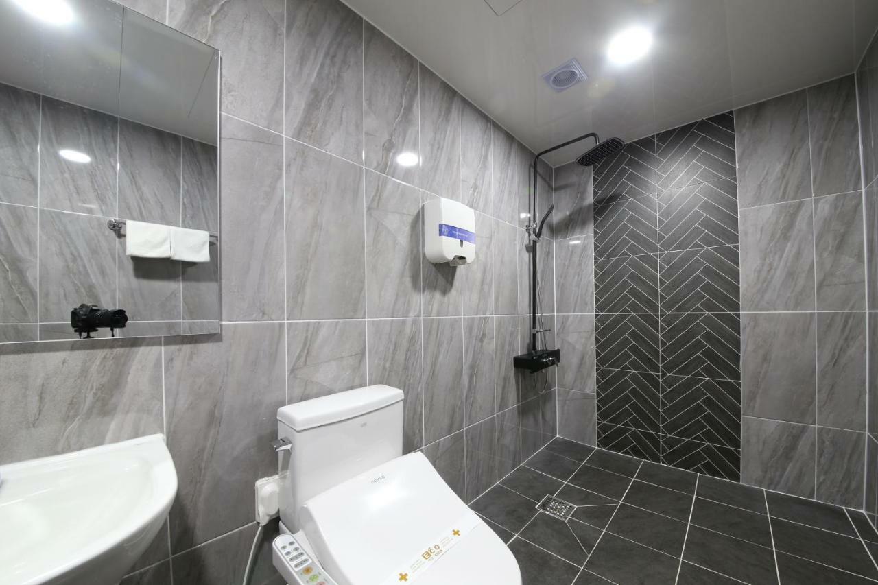 Eco Hotel Mokpo Eksteriør billede