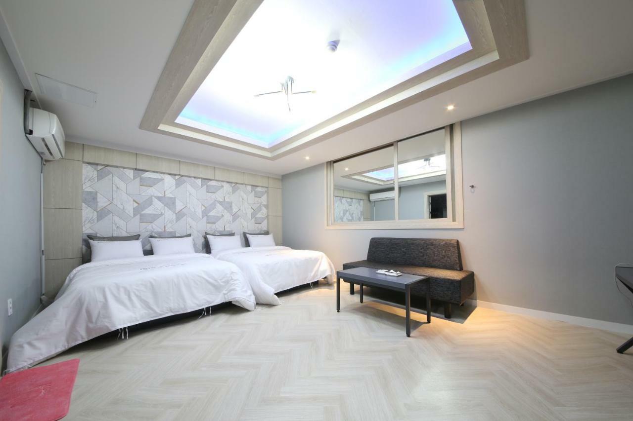 Eco Hotel Mokpo Eksteriør billede